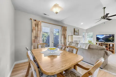 230 Village Park Drive Ashland OR 97520