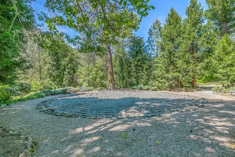 13587 Or-238 Applegate OR 97530