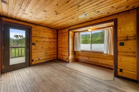 180 Beacon Hill Lane Ashland OR 97520