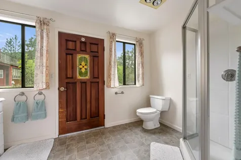 180 Beacon Hill Lane Ashland OR 97520