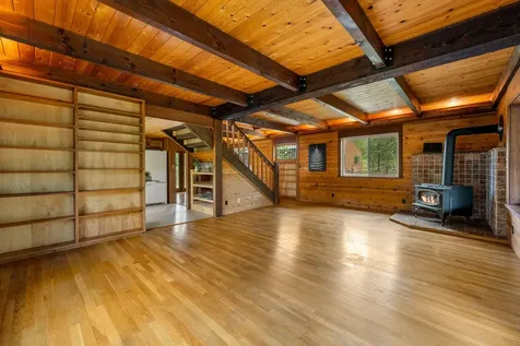 180 Beacon Hill Lane Ashland OR 97520