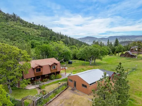 180 Beacon Hill Lane Ashland OR 97520