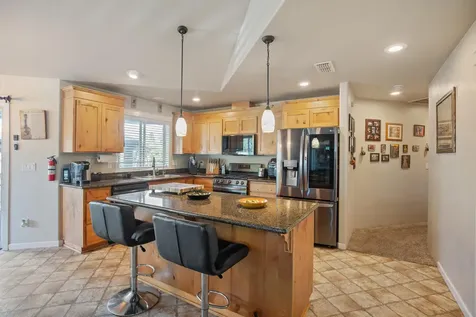 426 SE Cadet Court Grants Pass OR 97527