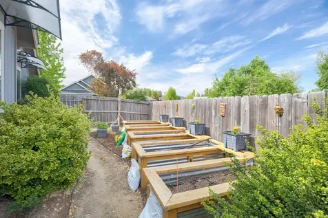 426 SE Cadet Court Grants Pass OR 97527