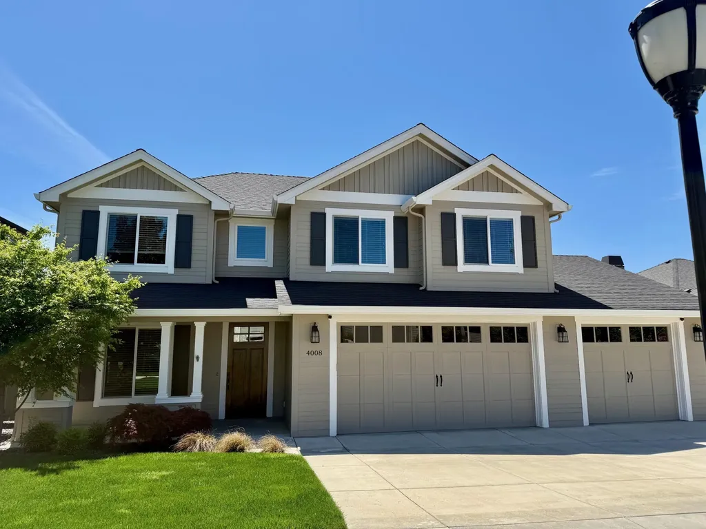 4008 Crystal Springs Drive Medford OR 97504