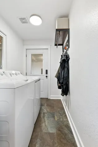 448 S 1st Street Central Point OR 97502