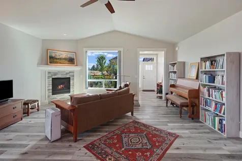 21286 Darnel Avenue Bend OR 97702