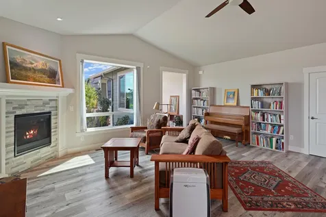 21286 Darnel Avenue Bend OR 97702