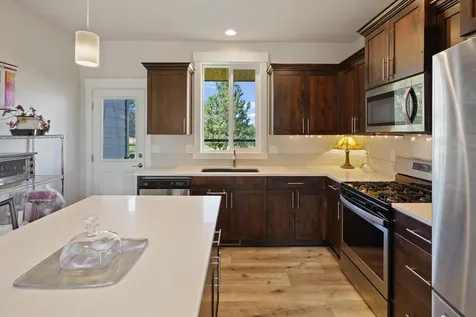 21286 Darnel Avenue Bend OR 97702