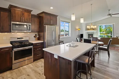 21286 Darnel Avenue Bend OR 97702