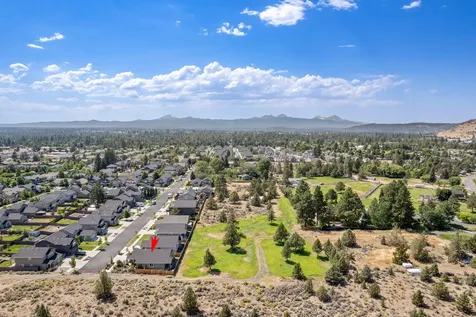21286 Darnel Avenue Bend OR 97702