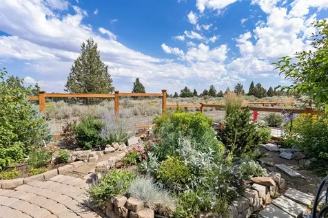 21286 Darnel Avenue Bend OR 97702