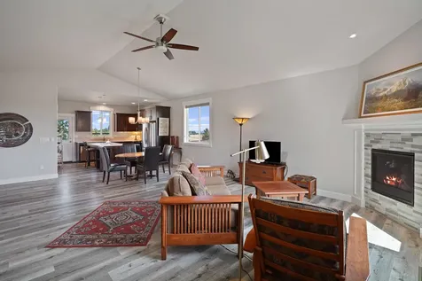 21286 Darnel Avenue Bend OR 97702