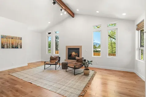 349 Windsor Avenue Medford OR 97504