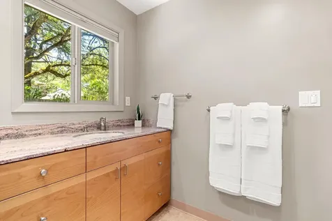 349 Windsor Avenue Medford OR 97504