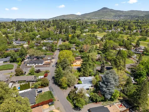 349 Windsor Avenue Medford OR 97504