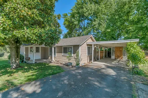 2681 E Mcandrews Road Medford OR 97504