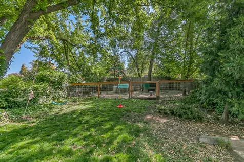 2681 E Mcandrews Road Medford OR 97504