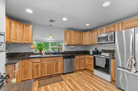 2681 E Mcandrews Road Medford OR 97504