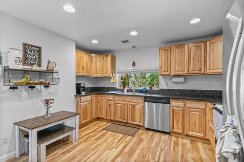 2681 E Mcandrews Road Medford OR 97504