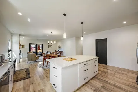 71 Woodlands Drive Eagle Point OR 97524