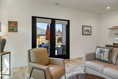 71 Woodlands Drive Eagle Point OR 97524