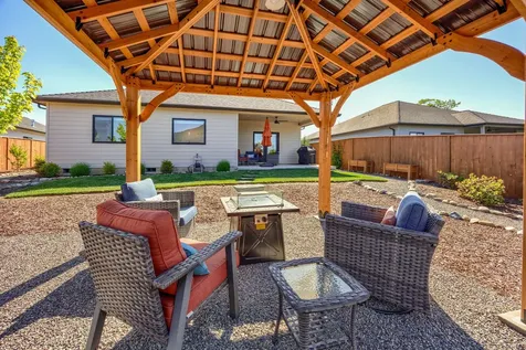 71 Woodlands Drive Eagle Point OR 97524