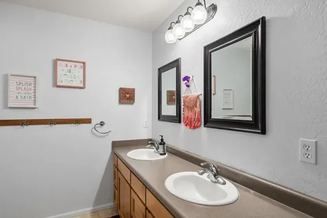 2782 Judy Way Medford OR 97501