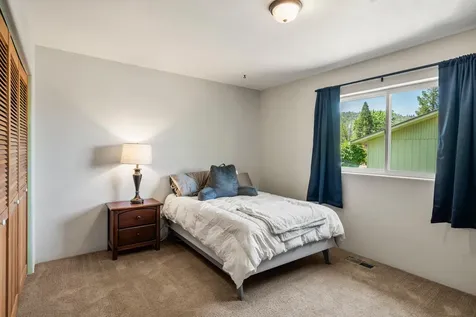 2782 Judy Way Medford OR 97501