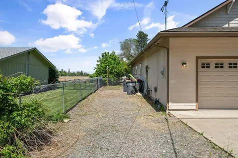 2782 Judy Way Medford OR 97501