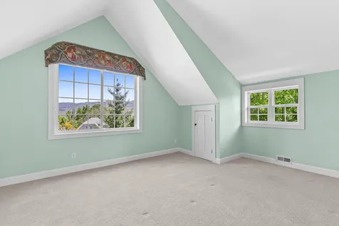 199 Sherman Street Ashland OR 97520