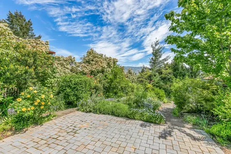 199 Sherman Street Ashland OR 97520