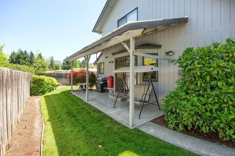 1905 Colorado Lane Grants Pass OR 97527