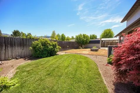 1905 Colorado Lane Grants Pass OR 97527