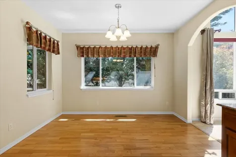 109 NW Fall Run Drive Grants Pass OR 97526