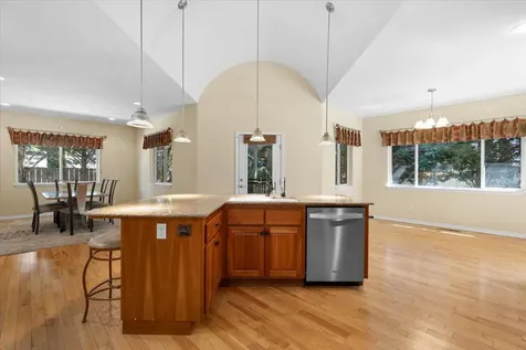 109 NW Fall Run Drive Grants Pass OR 97526