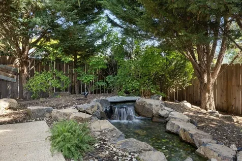 109 NW Fall Run Drive Grants Pass OR 97526