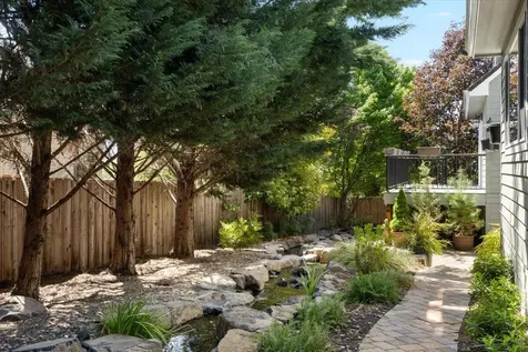 109 NW Fall Run Drive Grants Pass OR 97526