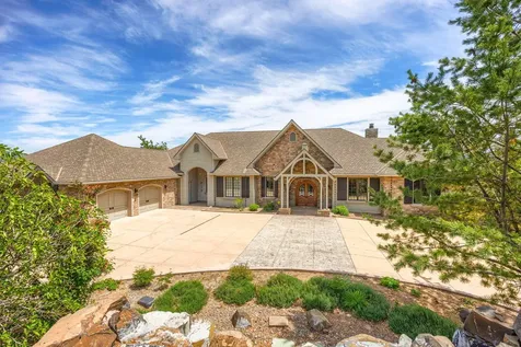 1918 Stevens Road Eagle Point OR 97524