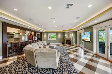 1918 Stevens Road Eagle Point OR 97524