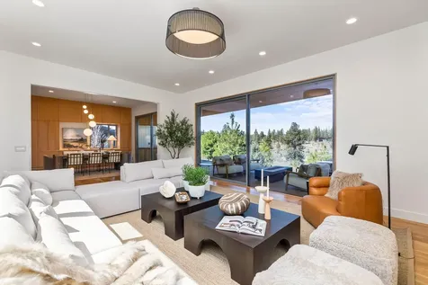 61913 Hosmer Lake Drive Bend OR 97702