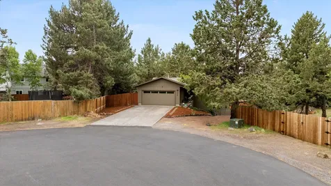 62809 Baskin Court Bend OR 97701