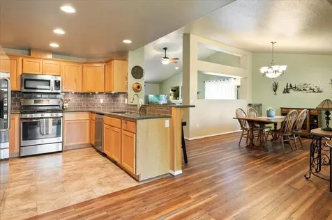 2053 NW 19th Place Redmond OR 97756