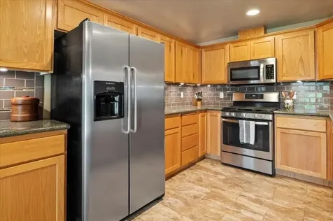 2053 NW 19th Place Redmond OR 97756