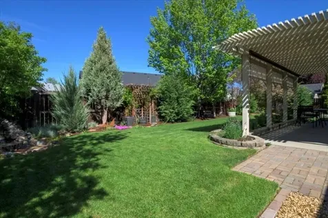 2053 NW 19th Place Redmond OR 97756