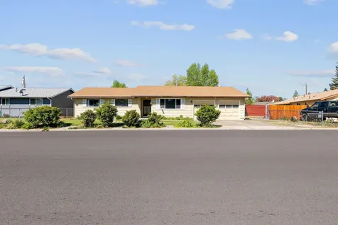 575 SE Juniper Street Prineville OR 97754