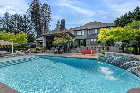 1126 NW Morgan Lane Grants Pass OR 97526