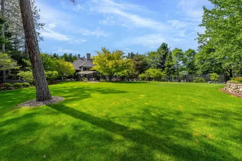 1126 NW Morgan Lane Grants Pass OR 97526