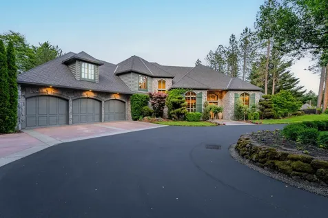 1126 NW Morgan Lane Grants Pass OR 97526