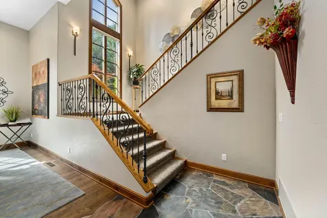 1126 NW Morgan Lane Grants Pass OR 97526